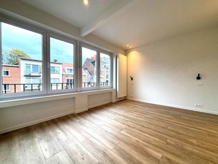 Parc Wolvendael - Appartement 2ch +-100m² avec terrasse - Uccle - Photo 2
