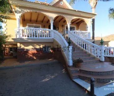 Alquiler de casa o chalet independiente en Jardines de Alhaurín-Hue... - Photo 1