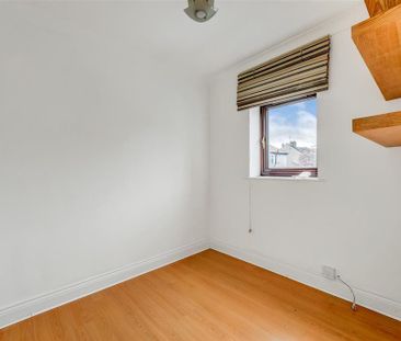 4 bedroom detached house to rent - Photo 6