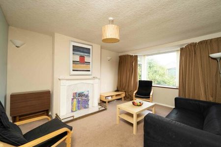 35 Eastfield Crescent - Photo 3