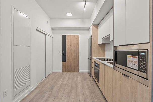 For Lease - 1007 The Queensway N/A Unit# 527, Toronto, Ontario - Photo 1