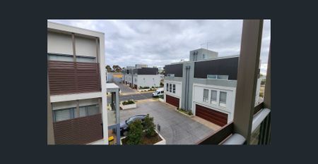 Affordable Price for Modern Living at the Heart of Mornington! - Photo 2