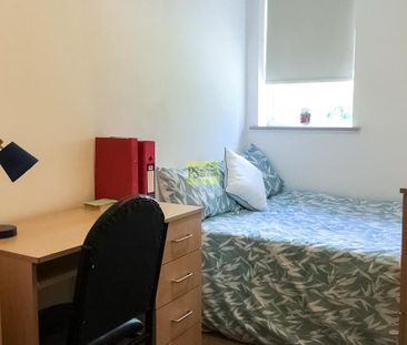 7 bedroom terraced house to rent - Photo 4