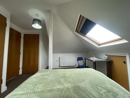 10 bedroom house share to rent - Photo 2