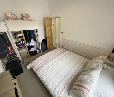 4 bedroom house to rent - Photo 3