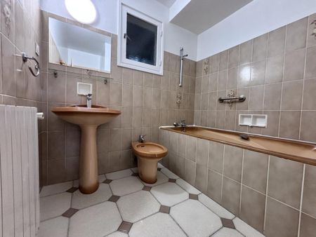 Location appartement à Bastia - Photo 3