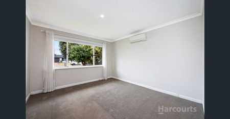 Charming 3 Bedroom Home Close to the Beach - Photo 2