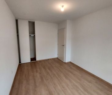 Location Appartement 2 pièces 40m² LA ROCHELLE 17000 - Photo 2