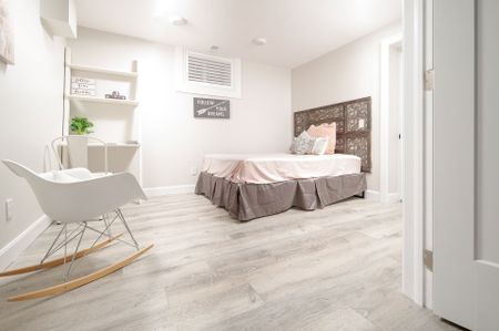 For Lease - 37 Bentworth Avenue Unit# Lower, Toronto, Ontario - Photo 3