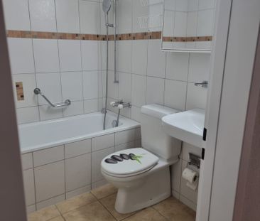 4.5 Zimmer, 100 m², 2. Stock - Foto 3