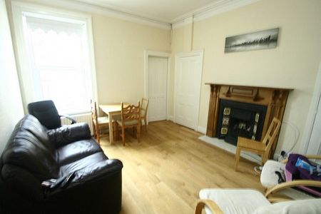 4 Bed - Alice Street, Sunderland, Sr2 - Photo 2