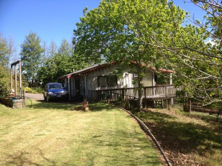 Te Kauwhata - Country Atmosphere - 2 Bedroom House with Tranquil View - Photo 4