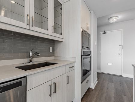 For Lease - 131 Bloor Street Unit# 615, Toronto, Ontario - Photo 4