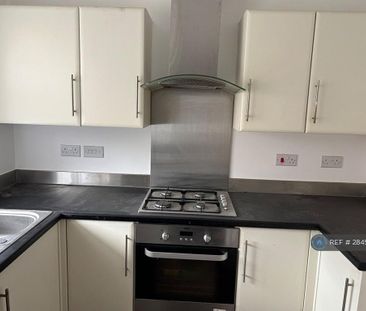 2 bedroom terraced house to rent - Photo 2