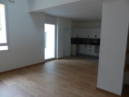 Location Appartement 4 pièces 83m² PERPIGNAN 66000 - Photo 2