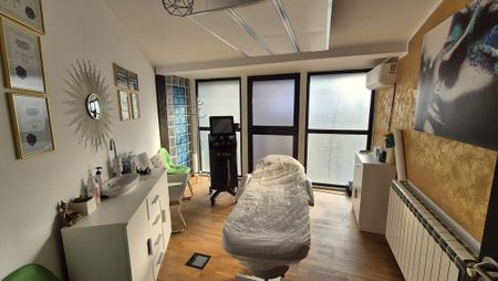 Casa S+P+1 Etaj+M - 170 mp - piata Victoriei - Fotografie 5