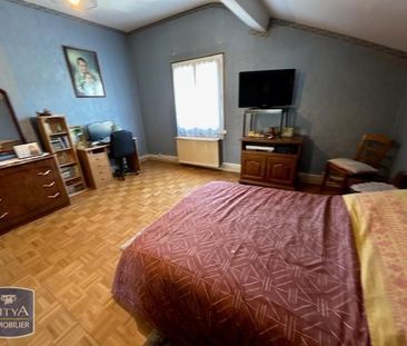 Location Appartement 4 pièces 83m² LE CHAMBON FEUGEROLLES 42500 - Photo 3