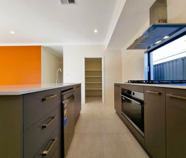 Brand-New Modern Luxury Home for Lease - Photo 6