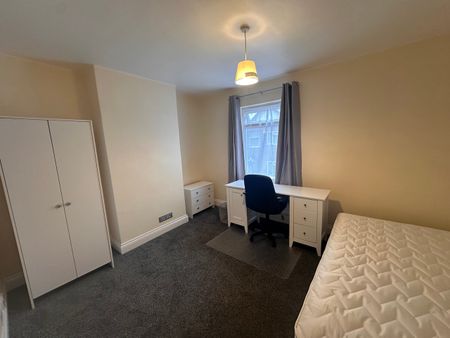 3 bedroom house - Photo 3