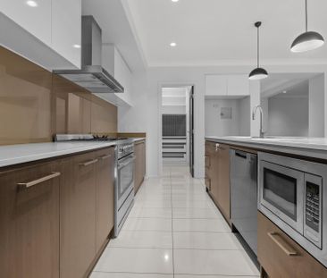 Apply Now - Century 21 | the Paramount Group - Photo 6