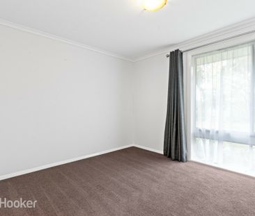 12 Mccubbin Avenue, Hope Valley SA, Belconnen - Photo 4