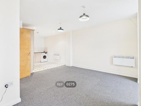 2 bedroom apartment to rent - Photo 2