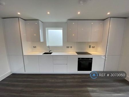1 bedroom flat to rent - Photo 2