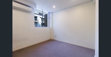 Modern Studio - Electricity included - Photo 4