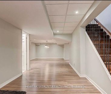 For Lease - 153 Summerlyn Trail, Bradford West Gwillimbury, Ontario - Photo 4