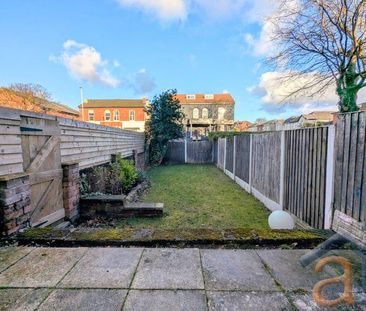 2 bedroom semi-detached house to rent - Photo 5