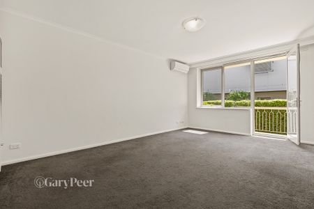 3 / 20 Victoria Street, ELSTERNWICK - Photo 2