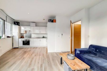 1 bedroom flat to rent - Photo 3