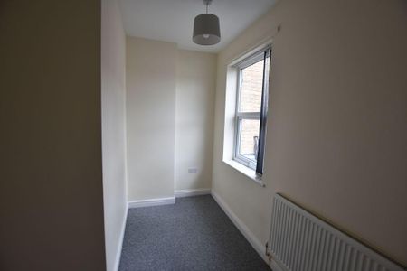 2 bedroom property to rent - Photo 3
