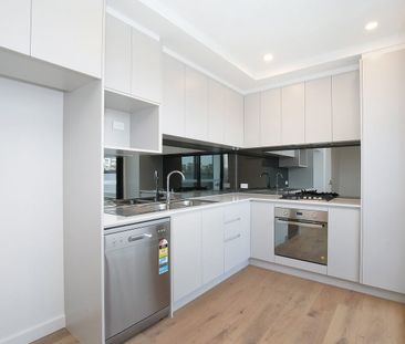 Combining high-end design with spacious open-plan living, this beau... - Photo 4