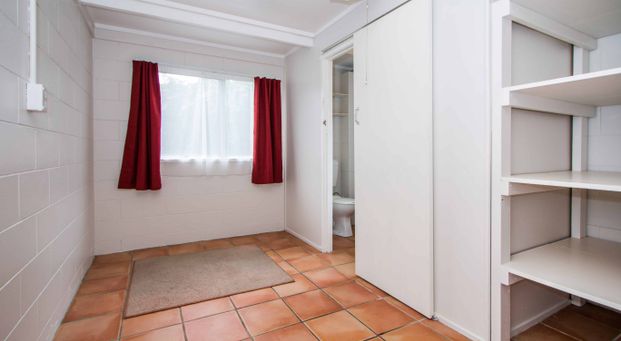 Excellent Location - Photo 1