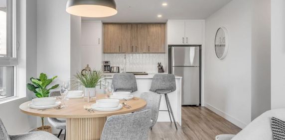 3 1/2 1 chambre à coucher 1 salle de bain - Photo 2