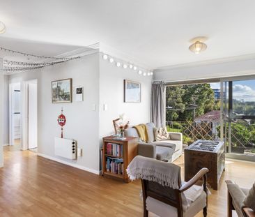Beautiful Morningside Apartment-Light-Filled Top-Floor One Bedroom ... - Photo 5