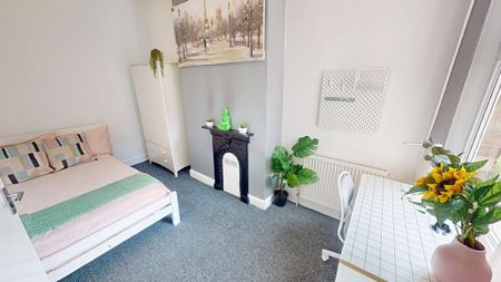 5 bedroom terraced house to rent - Photo 3