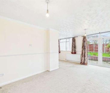 Winscombe, Bracknell, Berkshire, RG12 - Photo 3