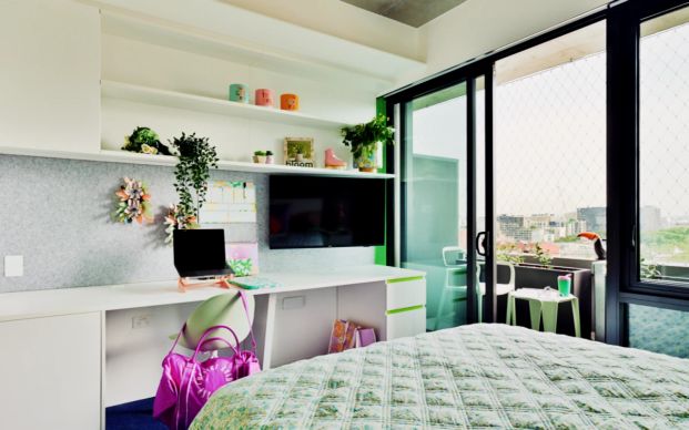 Signature Plus Double Ensuite Standard(3 Meals Included) - Photo 1