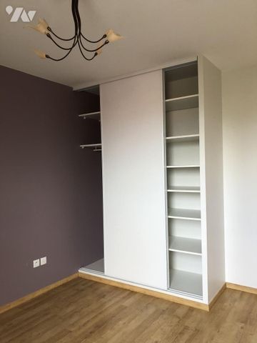 A LOUER VERTOU CENTRE MAGNIFIQUE APPARTEMENT T5 - GARAGE DOUBLE ET PARKING EXTERIEUR - Photo 3