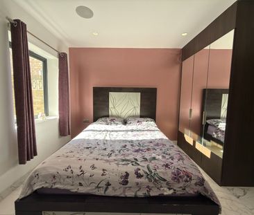 Sidney Road, Staines-Upon-Thames, TW18 - Photo 4