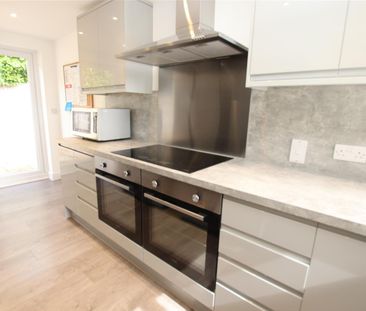 Whiteway Road, BATH - Photo 3
