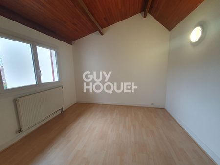 LOCATION d'une maison F7 (137 m²) à PONTAULT COMBAULT - Photo 3