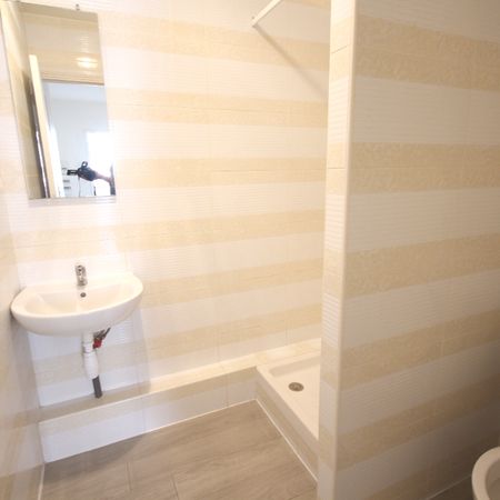 Location Appartement 2 pièces 28m² LILLE 59000 - Photo 3