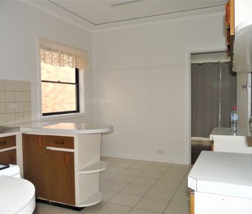 Three bedroom home with family yard - Photo 6