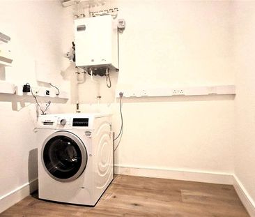 AVAILABLE 8TH APRIL | ONE BEDROOM WITH BALCONY | FIRST FLOOR | LOCA... - Photo 3