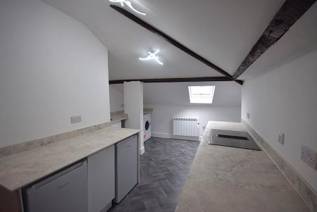 4 bedroom apartment to rent - Photo 4