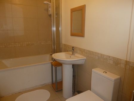 3 Bed Semi-Detached House, Southampton, SO15 - Photo 5