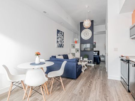 For Lease - 317 Broward Way Unit# 122, Innisfil, Ontario - Photo 4